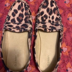 Old Navy Leopard Moccasins Flats